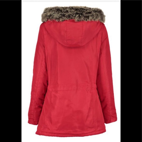 Lightly used - Picture 3 of 4